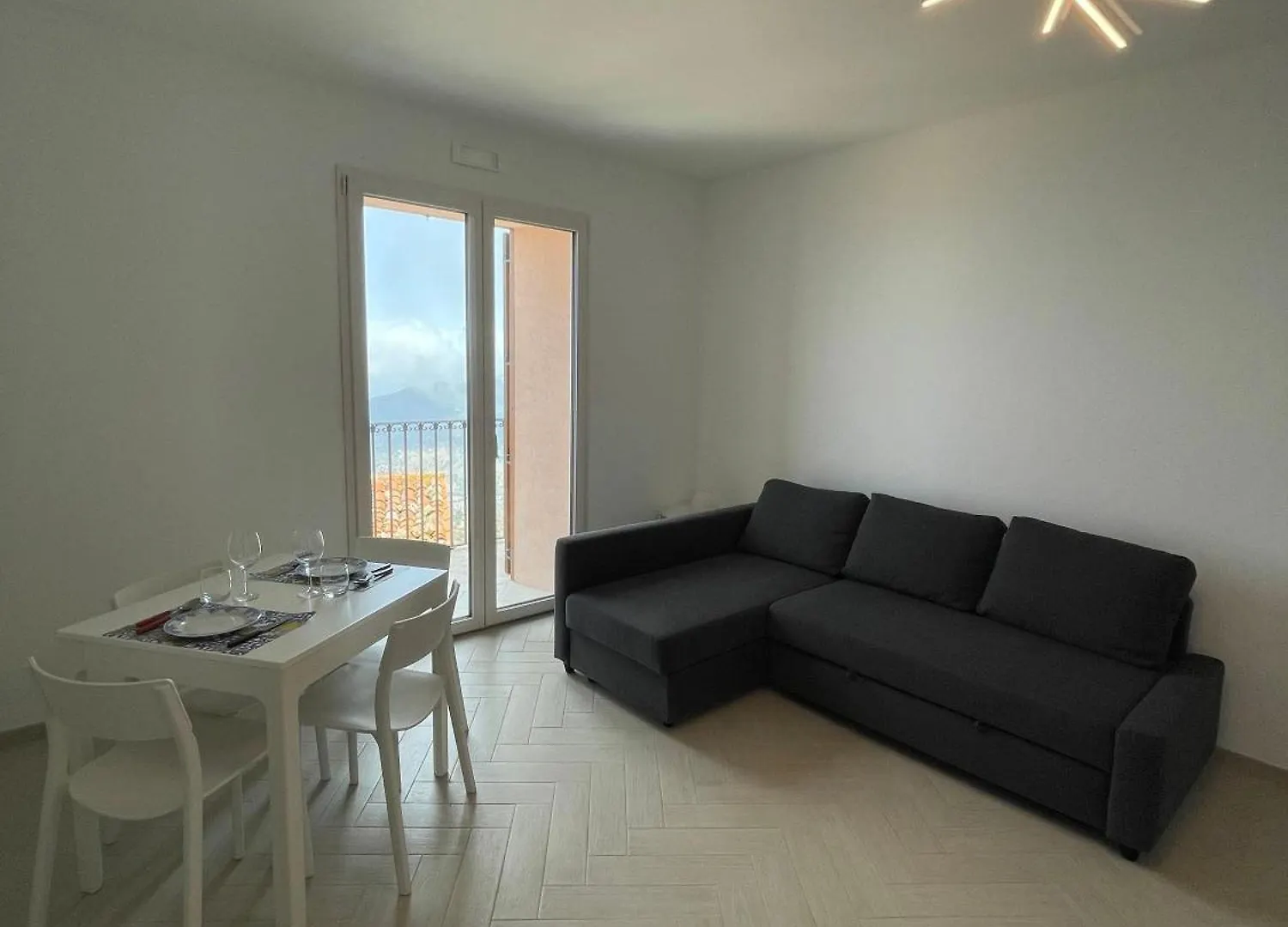 Pollina Suites & Apartments