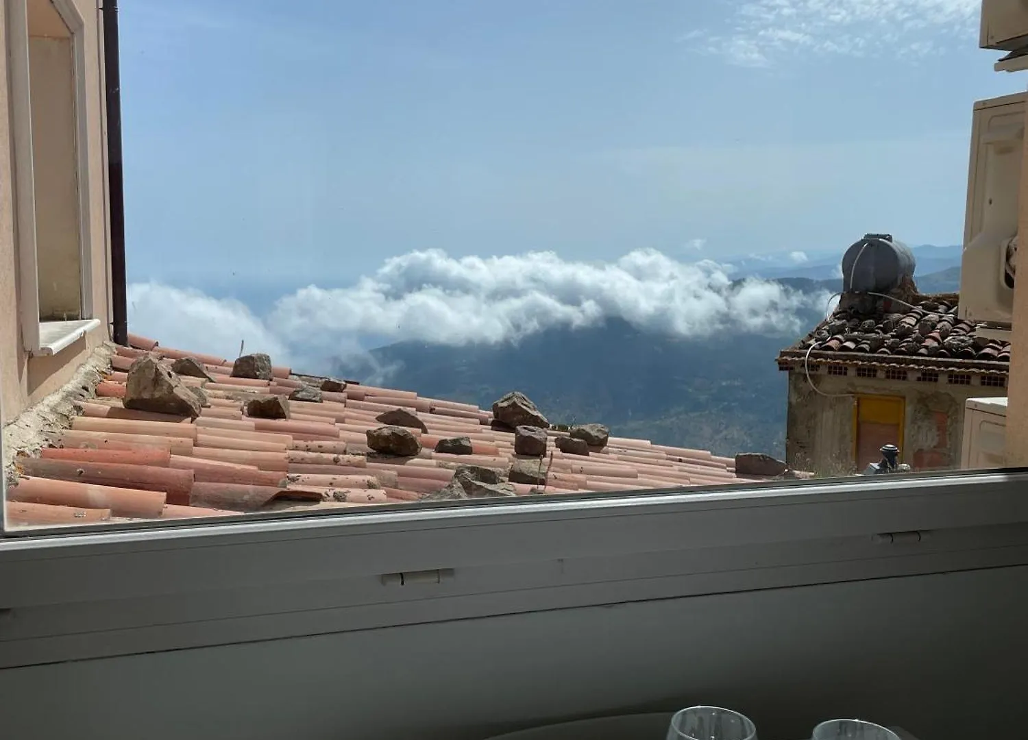 Pollina Suites & Apartments